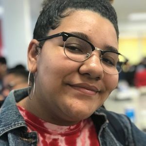 Meet your Posher, Jael